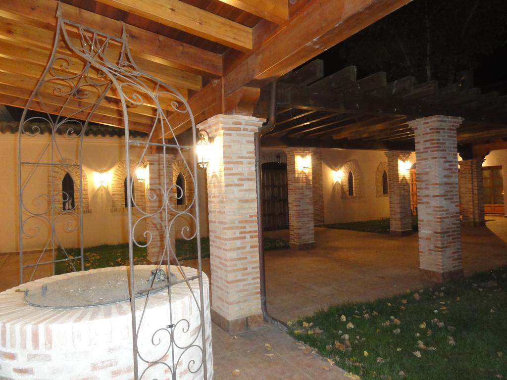 Вілла La Casona Del Tormes Almenara de Tormes Екстер'єр фото