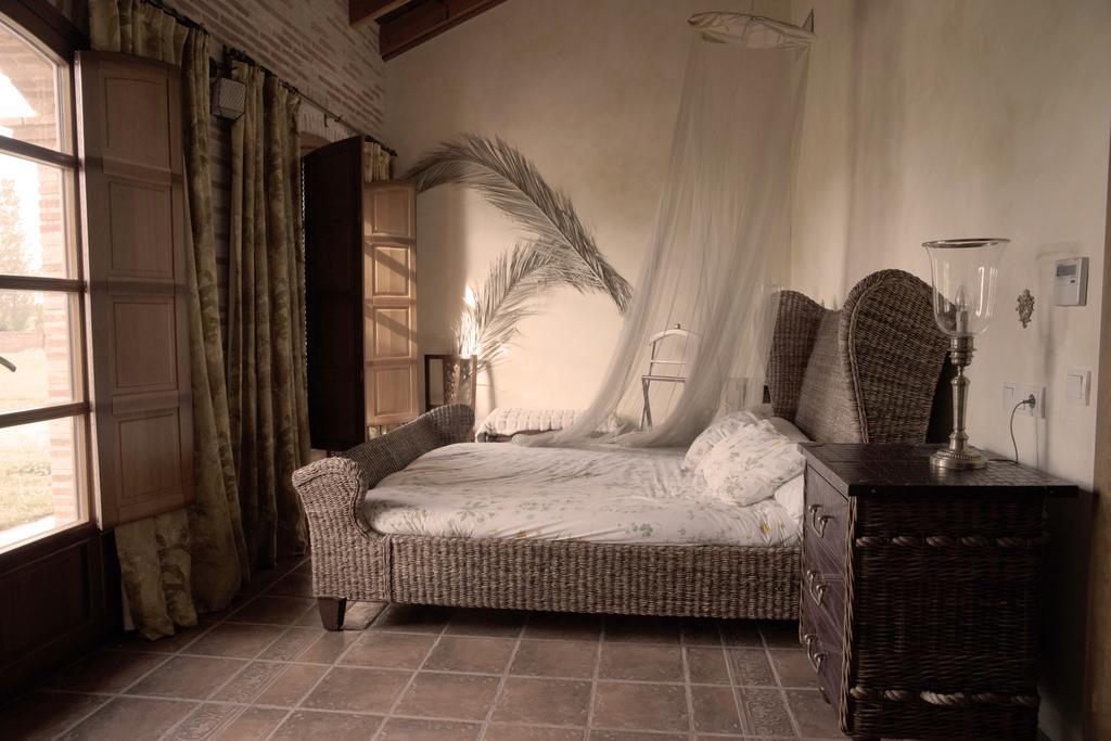 Вілла La Casona Del Tormes Almenara de Tormes Екстер'єр фото